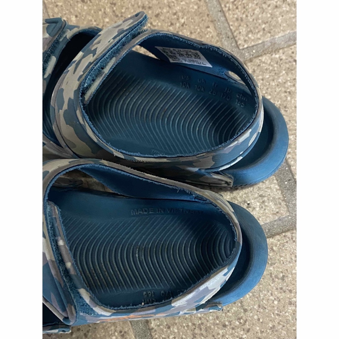 adidas(アディダス)のadidas サンダル　17 キッズ/ベビー/マタニティのキッズ靴/シューズ(15cm~)(サンダル)の商品写真