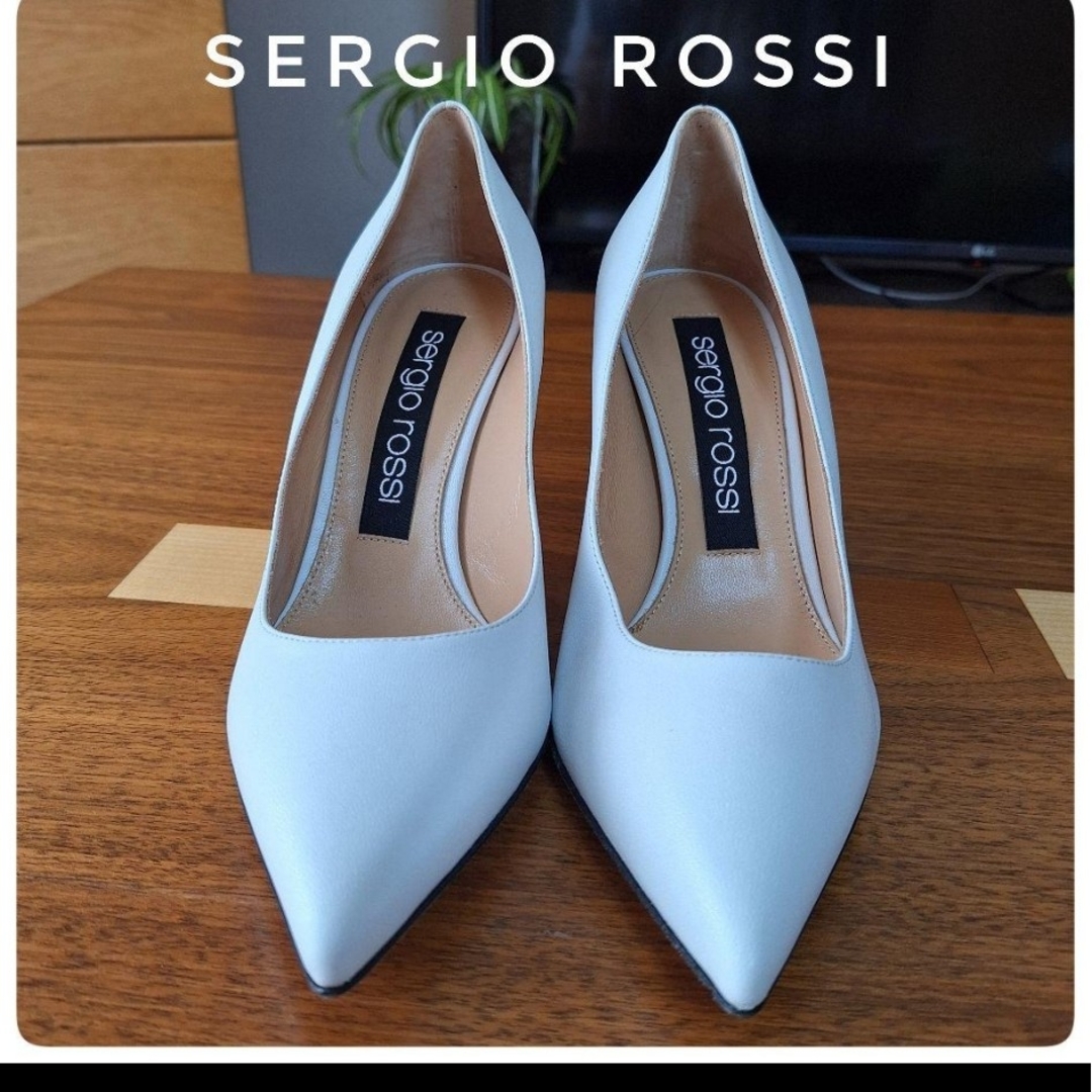 Sergio Rossi(セルジオロッシ)の✨超美品セルジオロッシ SERGIOROSSIパンプス 24  卒業式 く入学式 レディースの靴/シューズ(ハイヒール/パンプス)の商品写真