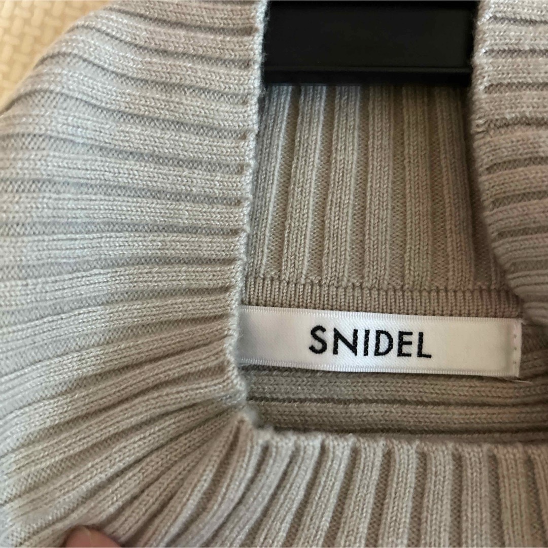 SNIDEL(スナイデル)のsnidelニット レディースのトップス(ニット/セーター)の商品写真