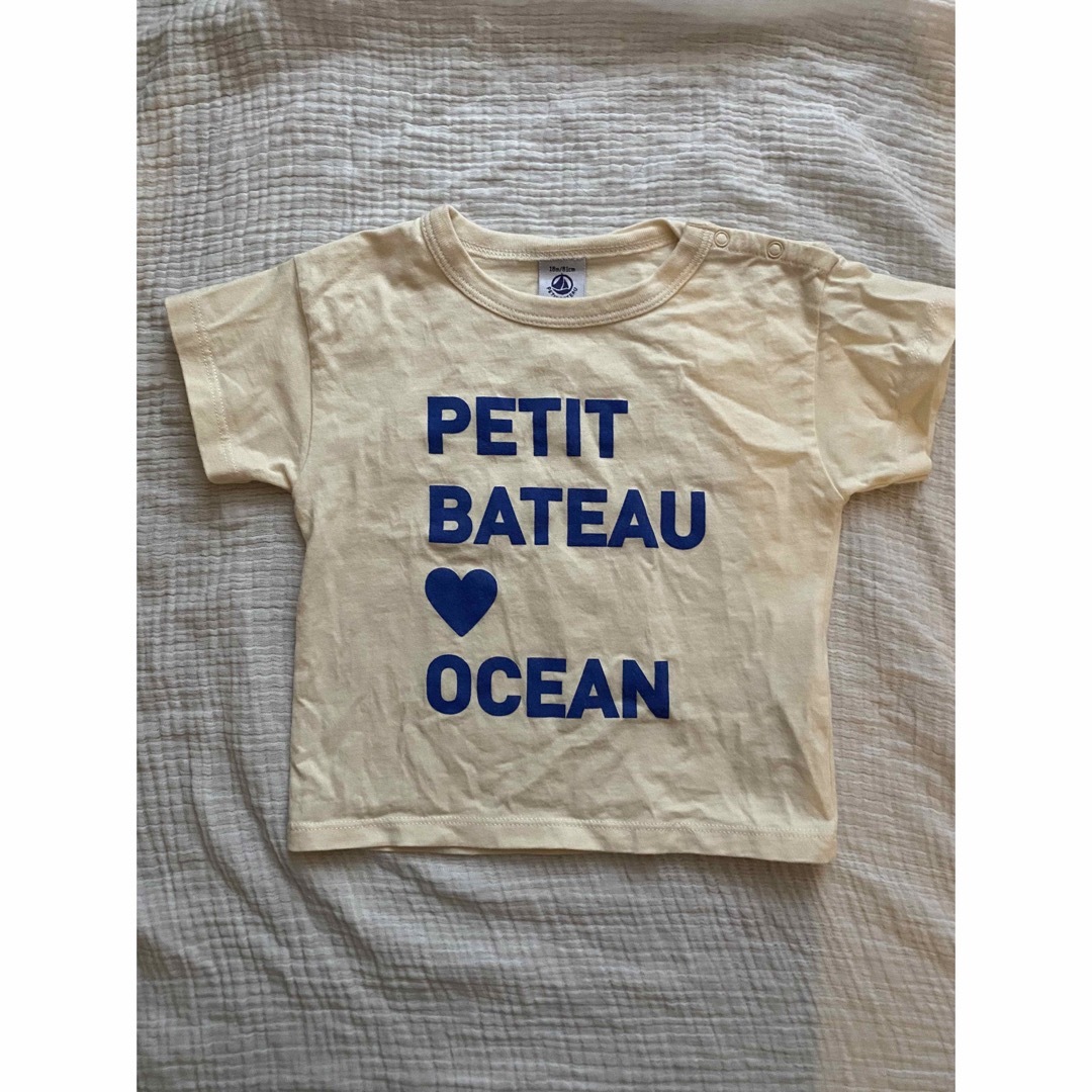 PETIT BATEAU(プチバトー)のプチバトー　PETIT BATEAU ブルー　ハートプリント　Tシャツ　18m キッズ/ベビー/マタニティのベビー服(~85cm)(Ｔシャツ)の商品写真