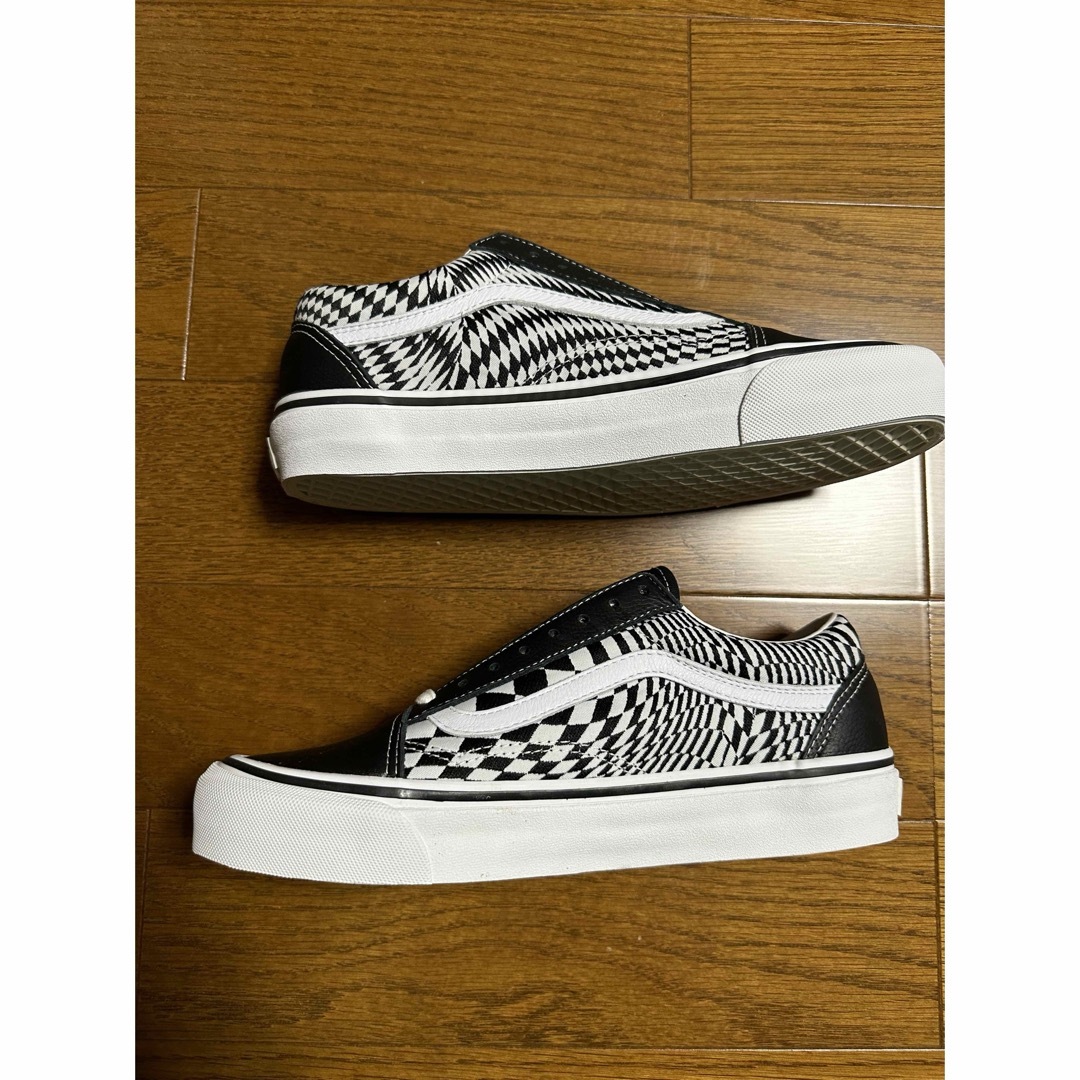 VANS VAULT(バンズボルト)のEND. x VANS OLD SKOOL LX メンズの靴/シューズ(スニーカー)の商品写真