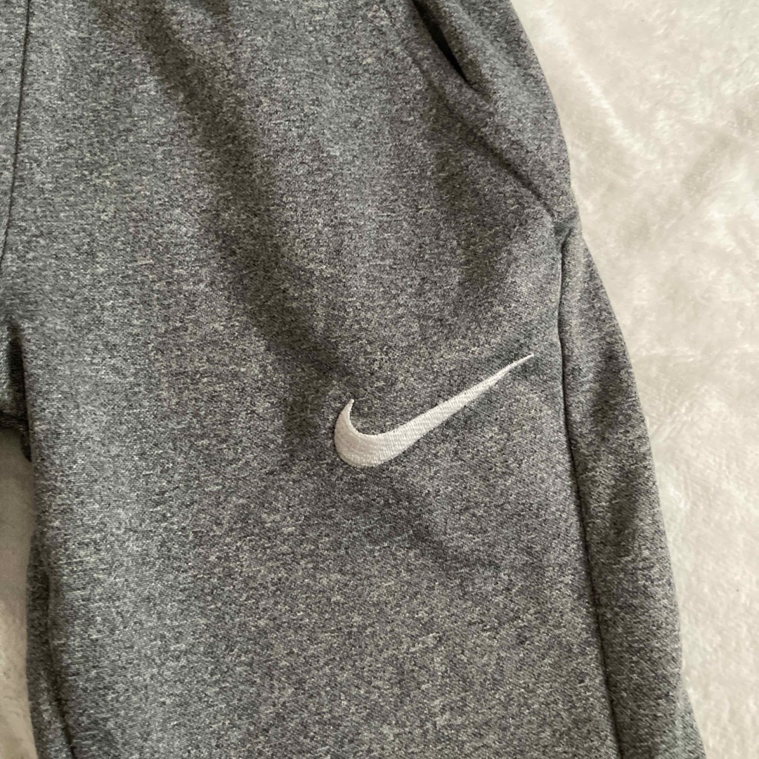 NIKE(ナイキ)のNIKE ボトムス 150〜160裏起毛 キッズ/ベビー/マタニティのキッズ服男の子用(90cm~)(パンツ/スパッツ)の商品写真