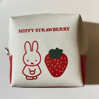 ミッフィー(miffy)のミッフィー　ミニキューブポーチ　いちご(ポーチ)