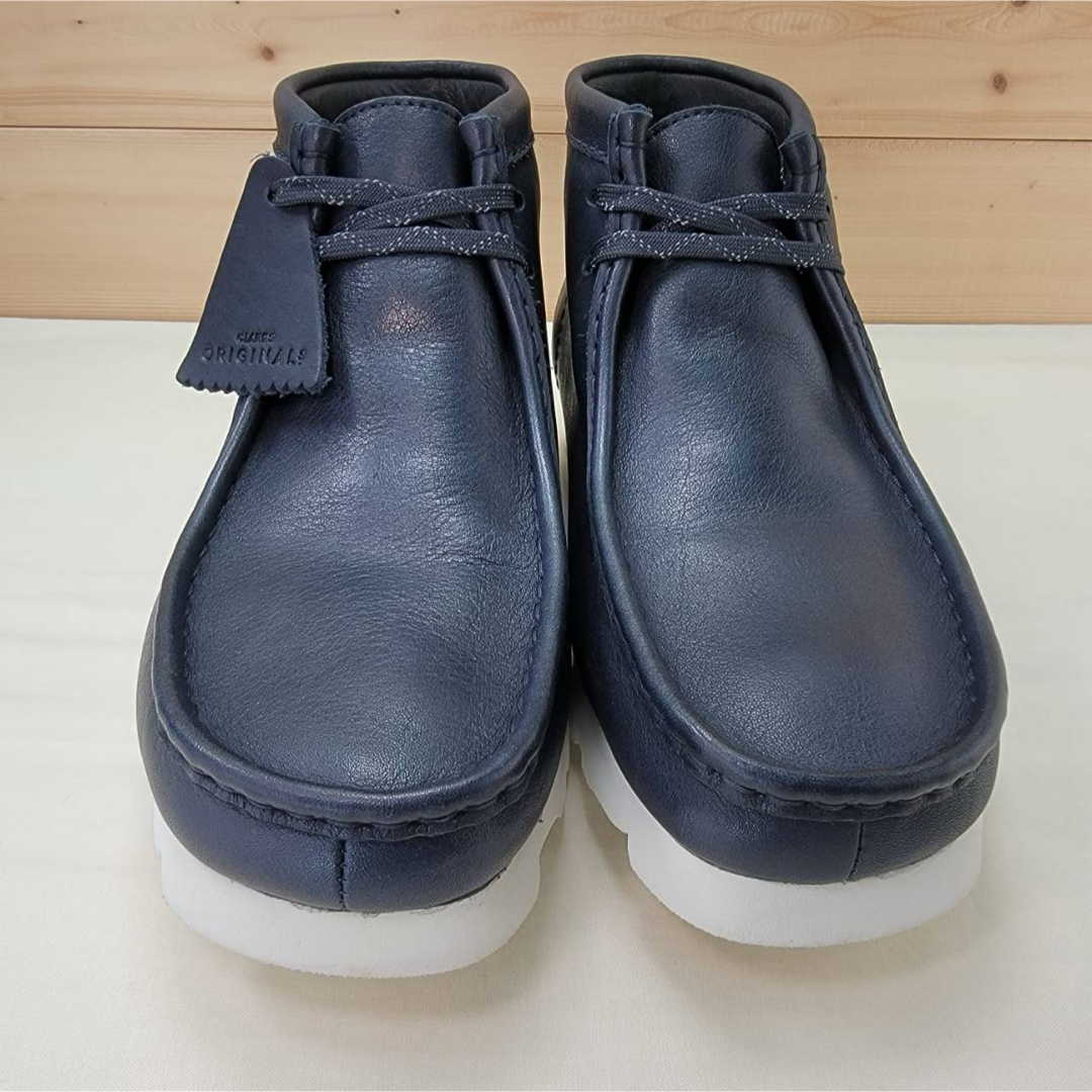 Clarks(クラークス)のクラークス ワラビーブーツ ゴアテックス ネイビー UK8 26cm メンズの靴/シューズ(ブーツ)の商品写真