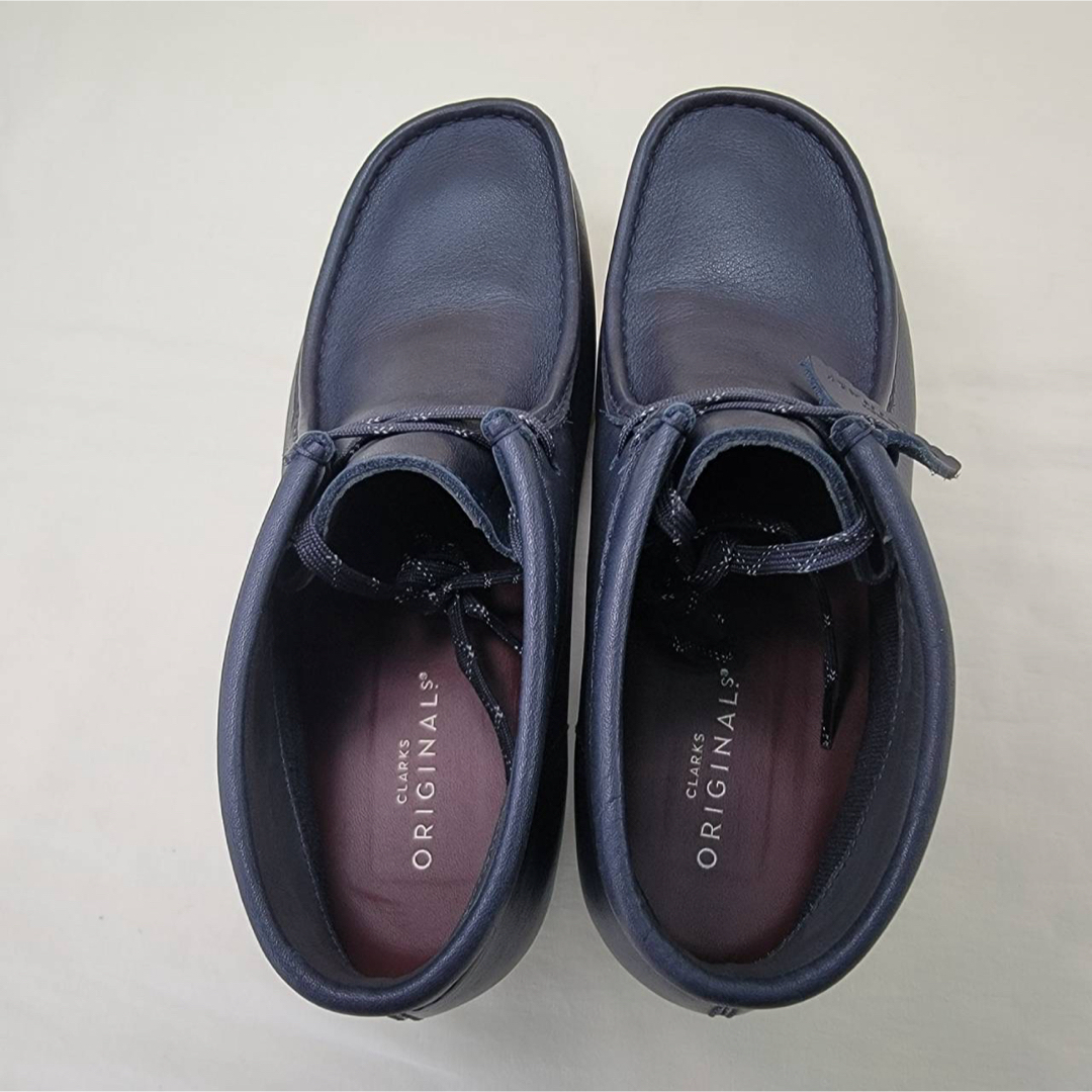 Clarks(クラークス)のクラークス ワラビーブーツ ゴアテックス ネイビー UK8 26cm メンズの靴/シューズ(ブーツ)の商品写真