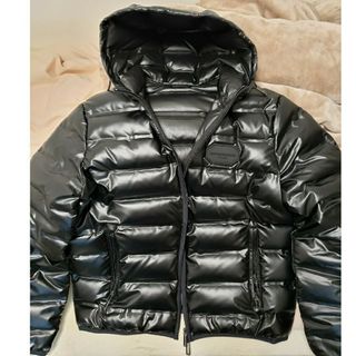 Emporio Armani - ダウンジャケット(最終値下げしました)の通販 by Emporio Armani - ダウンジャケット(最終値下げしました)の通販 by