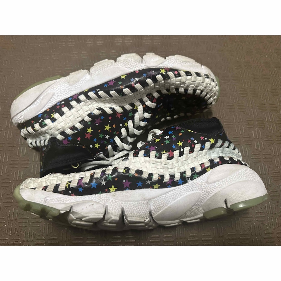 NIKE(ナイキ)のNIKE ATMOS AIR FOOTSCAPE WOVEN CHUKKA メンズの靴/シューズ(スニーカー)の商品写真