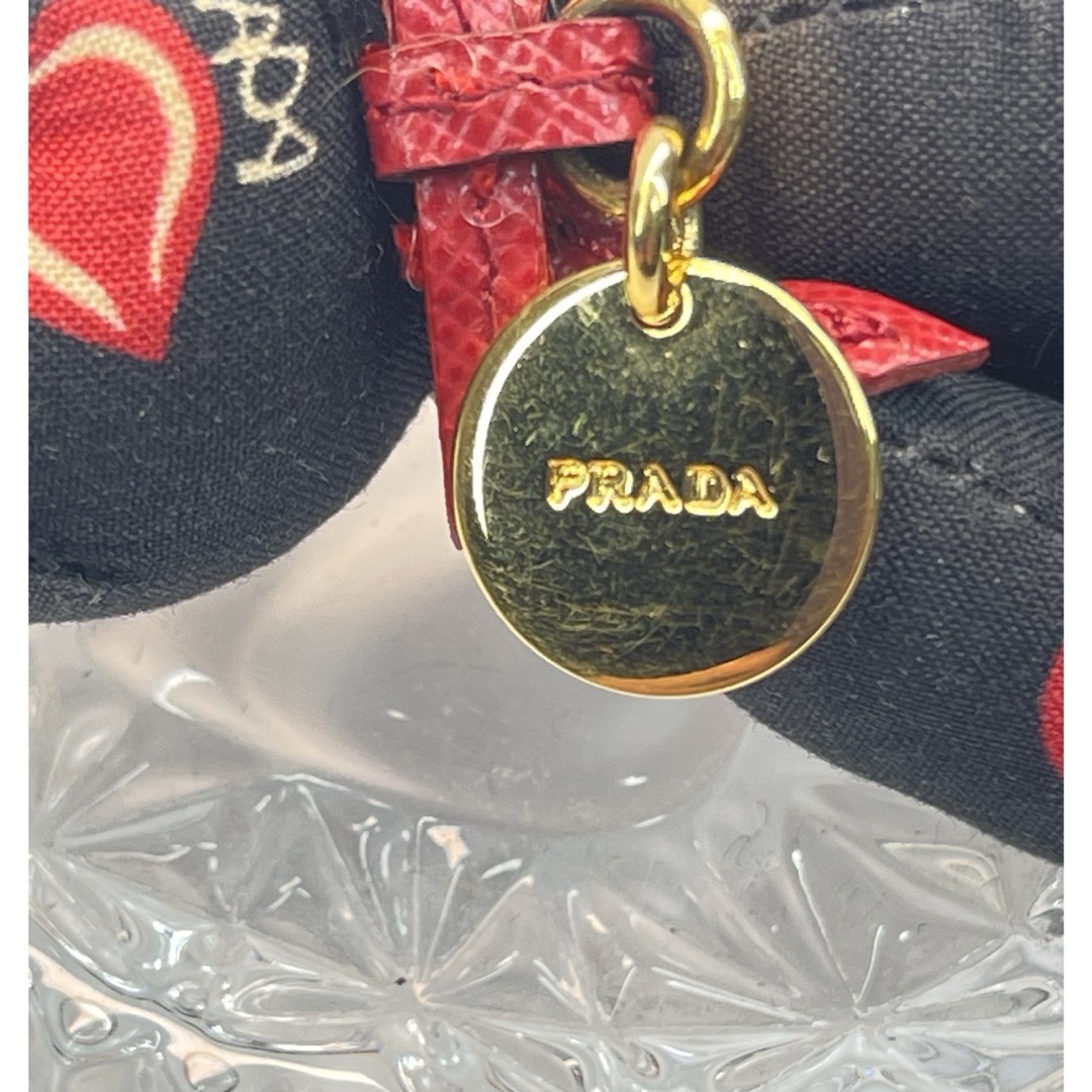 PRADA(プラダ)のPRADA(プラダ)キーホルダー チャーム レディースのファッション小物(キーホルダー)の商品写真