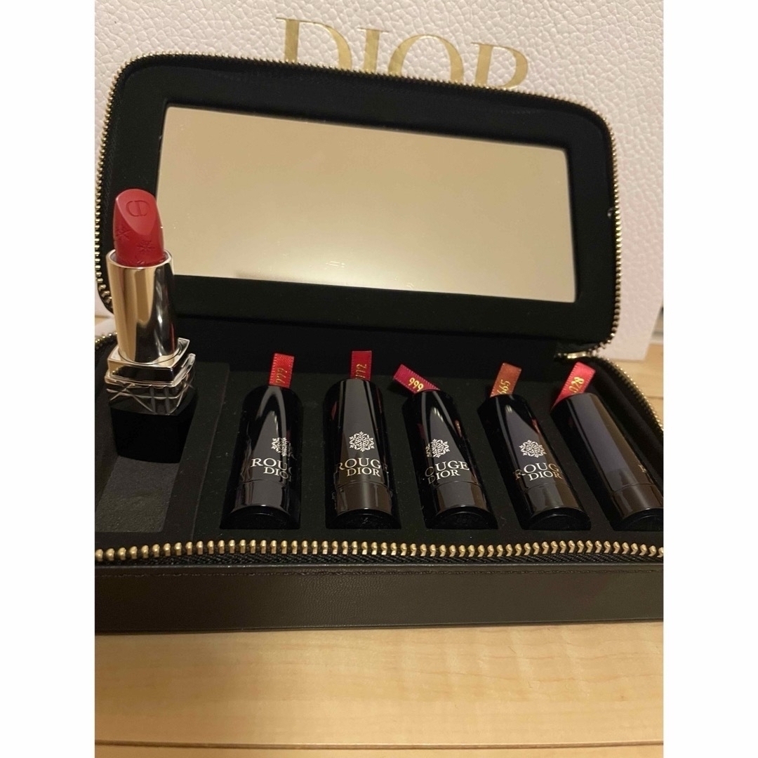 Dior(ディオール)のDIORクリスマスコフレ2021 コスメ/美容のキット/セット(コフレ/メイクアップセット)の商品写真