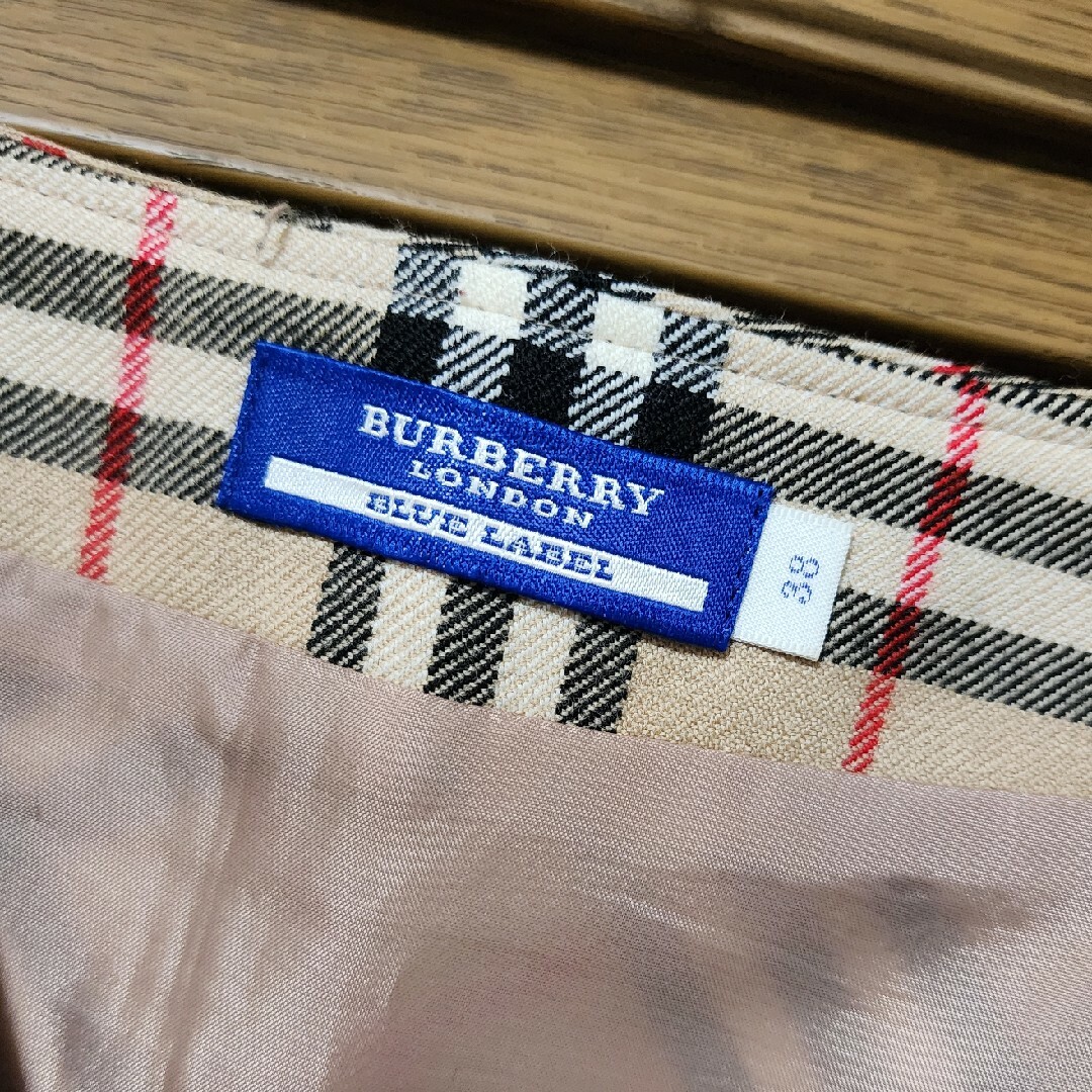 BURBERRY(バーバリー)のBURBERRY　ミニスカート レディースのスカート(ミニスカート)の商品写真