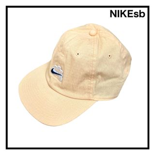 ナイキ(NIKE)のナイキエスビー　キャップ　帽子　イエロー　メンズ　レディース　スポーツ　ロゴ入り(キャップ)