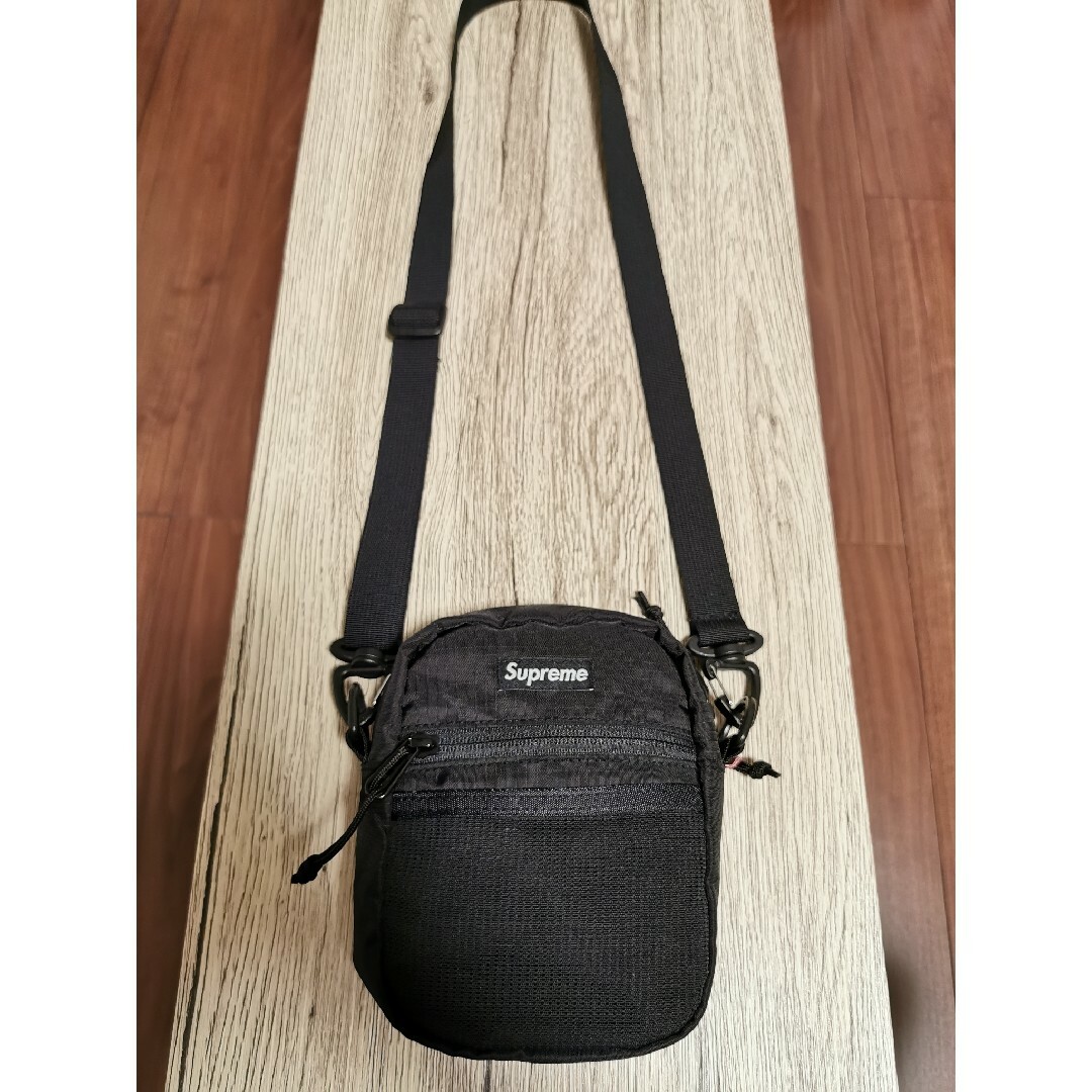 Supreme(シュプリーム)の17SS Supreme Shoulder Bag メンズのバッグ(ショルダーバッグ)の商品写真