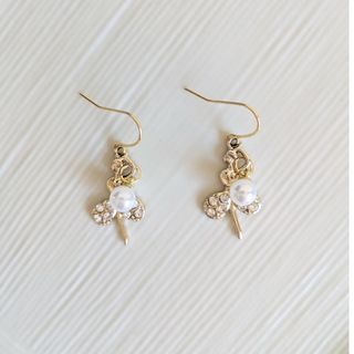 バレエピアス(ピアス)