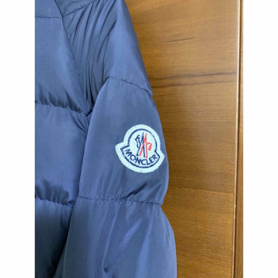 MONCLER(モンクレール)のモンクレール　genette 1 ネイビー　ファー　moncler フォックス レディースのジャケット/アウター(ダウンジャケット)の商品写真