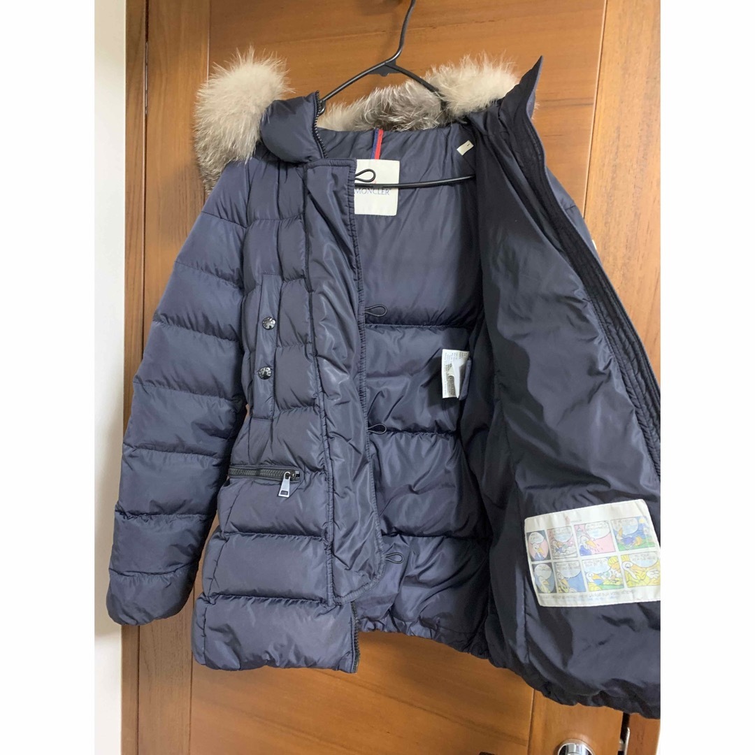 MONCLER(モンクレール)のモンクレール　genette 1 ネイビー　ファー　moncler フォックス レディースのジャケット/アウター(ダウンジャケット)の商品写真