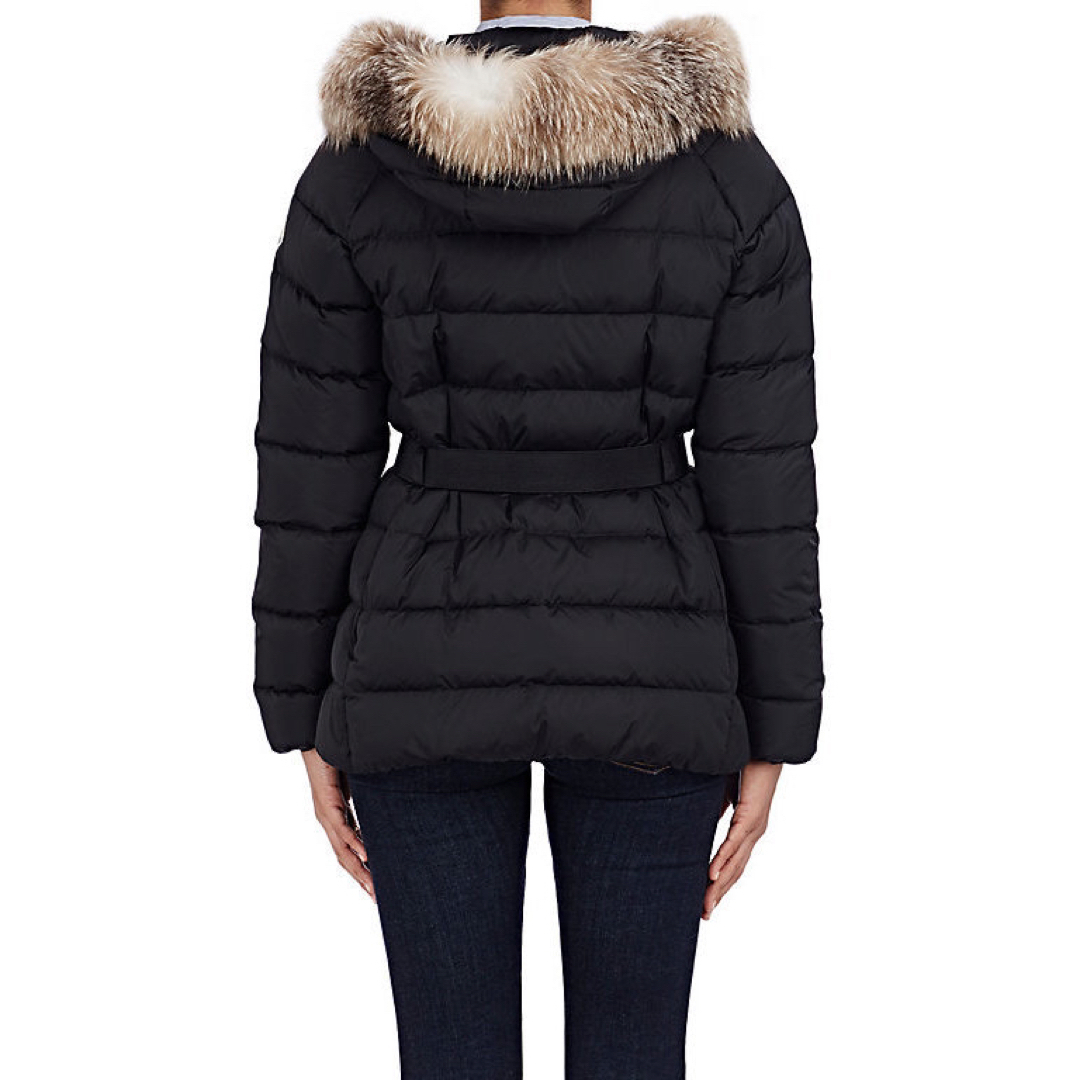 MONCLER(モンクレール)のモンクレール　genette 1 ネイビー　ファー　moncler フォックス レディースのジャケット/アウター(ダウンジャケット)の商品写真