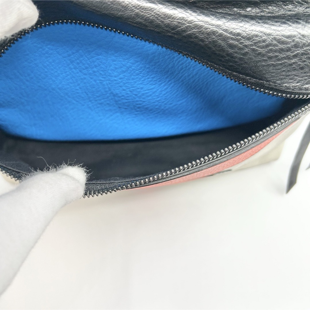 Christian Louboutin(クリスチャンルブタン)の希少美品✨ クリスチャン ルブタン  リュックサック バックパック  ブルー系 レディースのバッグ(リュック/バックパック)の商品写真