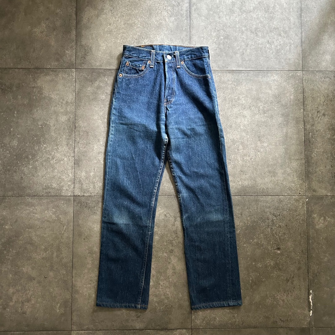 Levi's(リーバイス)の90s リーバイス501 USA製 25×32 濃紺 レディースのパンツ(デニム/ジーンズ)の商品写真