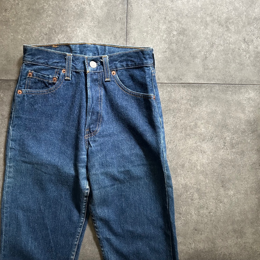 Levi's(リーバイス)の90s リーバイス501 USA製 25×32 濃紺 レディースのパンツ(デニム/ジーンズ)の商品写真