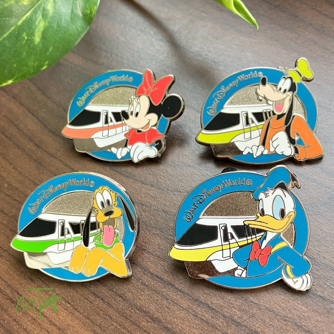 Disney World Monorail Magic Pin set WDW エンタメ/ホビーのアニメグッズ(バッジ/ピンバッジ)の商品写真