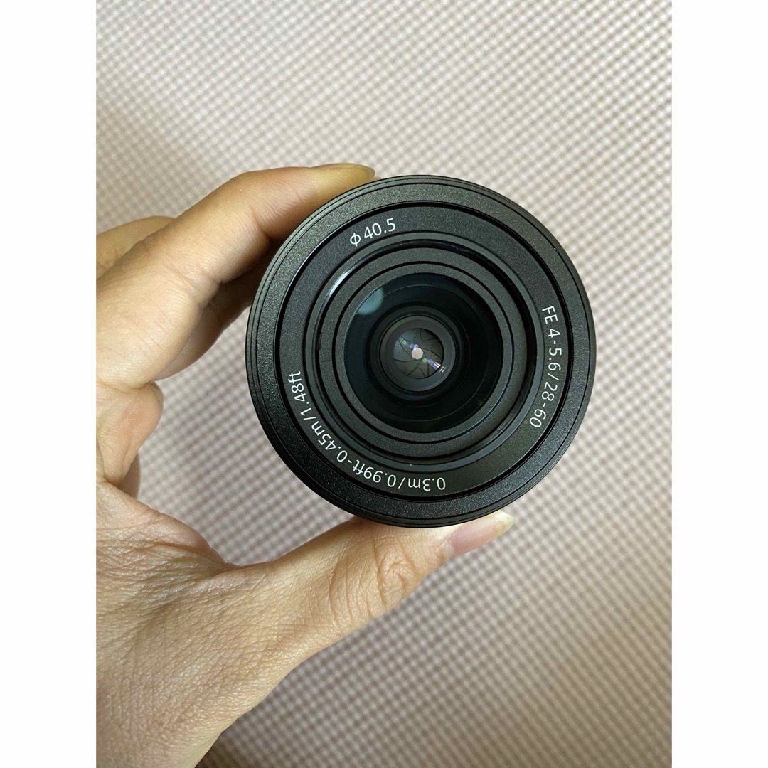 SONY(ソニー)のソニー FE28-60MM F4-5.6 SEL2860 美品 スマホ/家電/カメラのカメラ(レンズ(ズーム))の商品写真