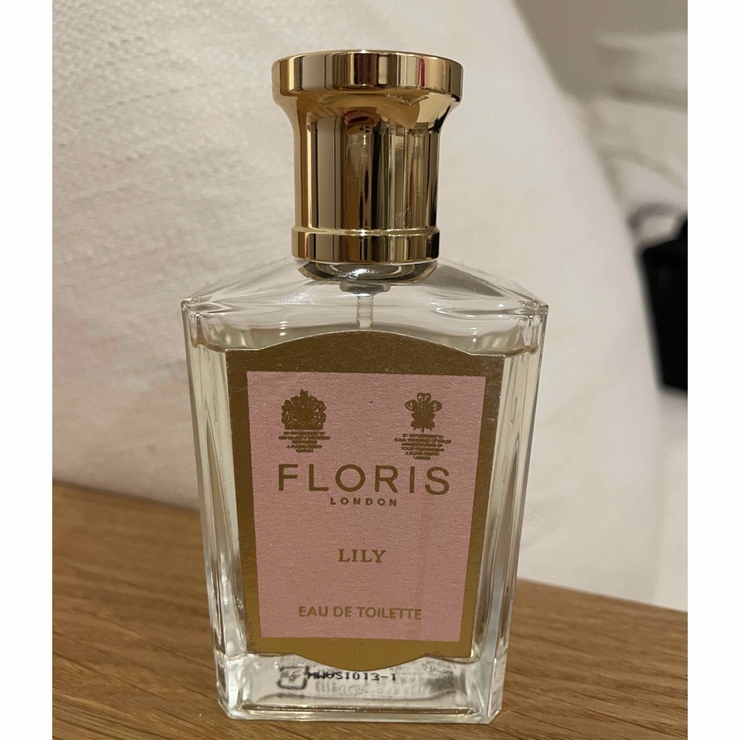 Penhaligon's(ペンハリガン)のFLORIS LONDON LILLY オードトワレ♡ コスメ/美容の香水(香水(女性用))の商品写真