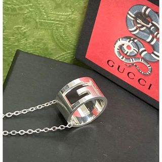 グッチ(Gucci)のグッチ ブランデッド ワイドG/リング ネックレス／ペンダント Gカット(13)(ネックレス)