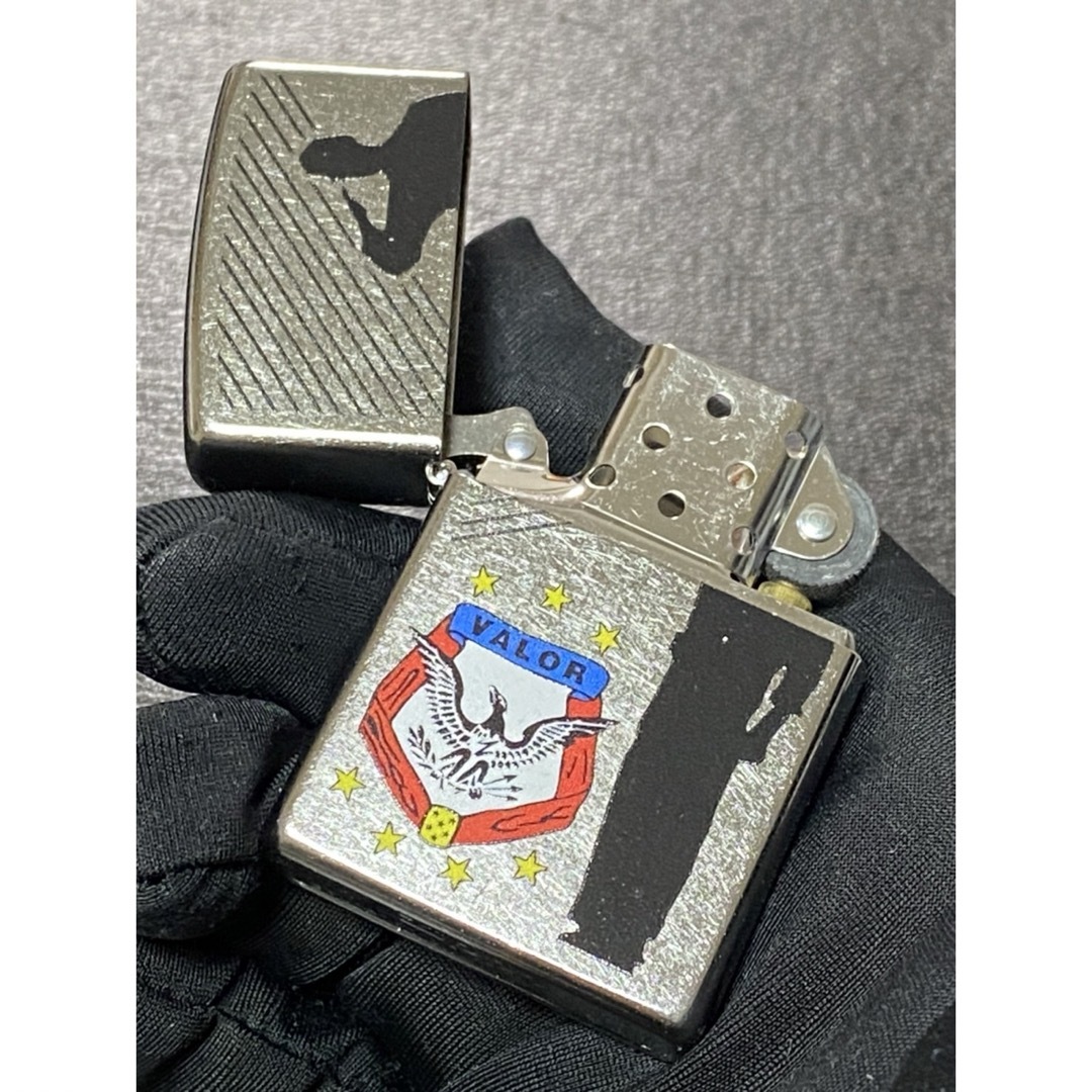 zippo VALOR シルバーダスト 特殊加工 希少モデル 2018年製 メンズのメンズ その他(その他)の商品写真