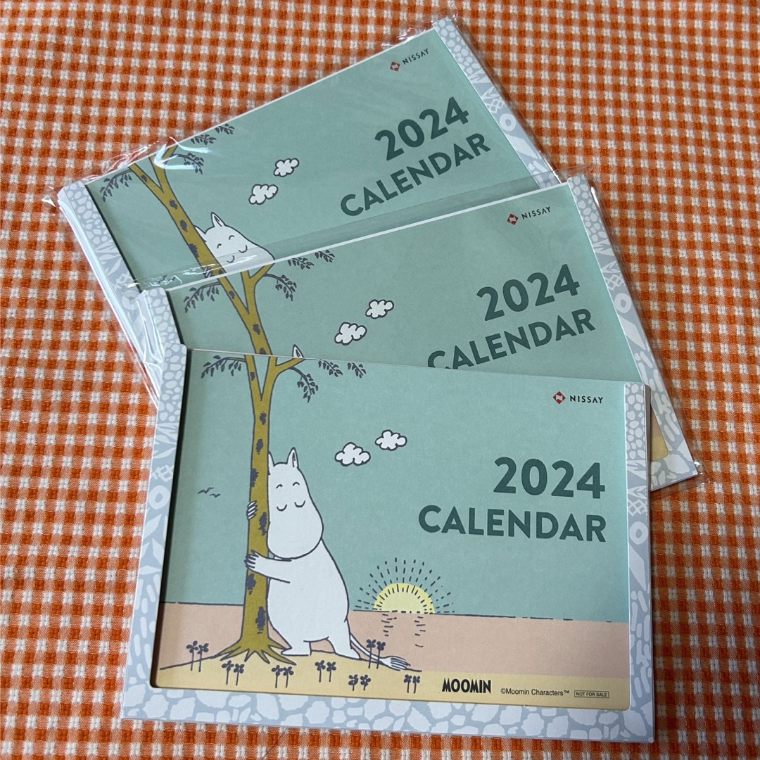 MOOMIN(ムーミン)のムーミン卓上カレンダー2024　３冊セット インテリア/住まい/日用品の文房具(カレンダー/スケジュール)の商品写真