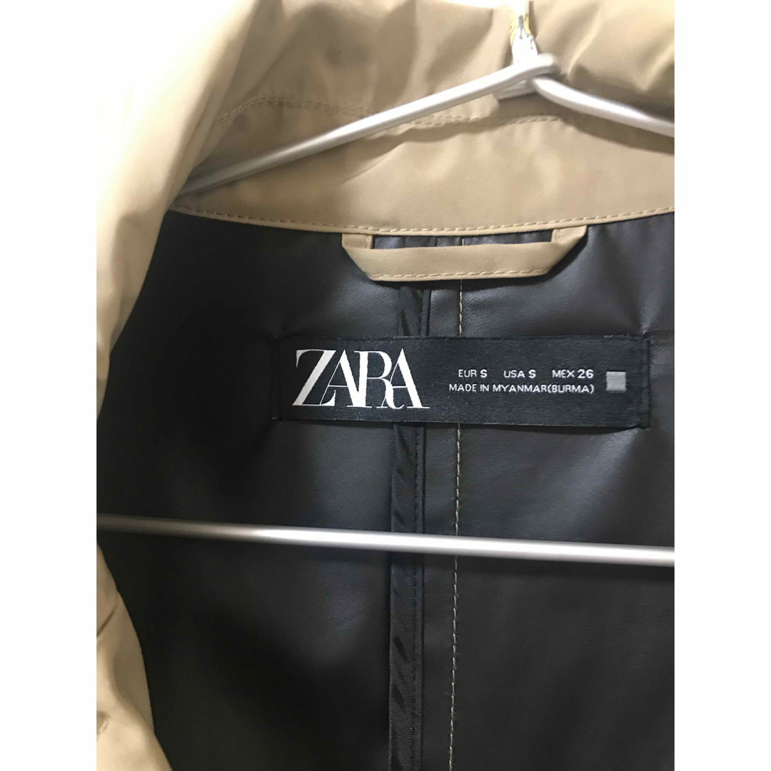 ZARA(ザラ)のZARAトレンチコートロング超美品❣️ レディースのジャケット/アウター(トレンチコート)の商品写真