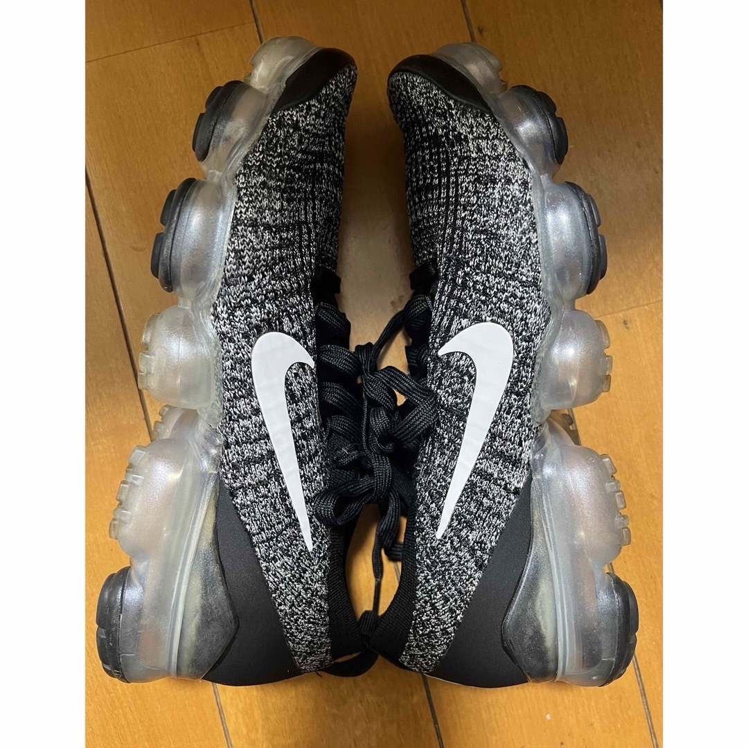 NIKE(ナイキ)のVAPORMAX ナイキ エアヴェイパーマックス フライニット3  26.5cm レディースの靴/シューズ(スニーカー)の商品写真