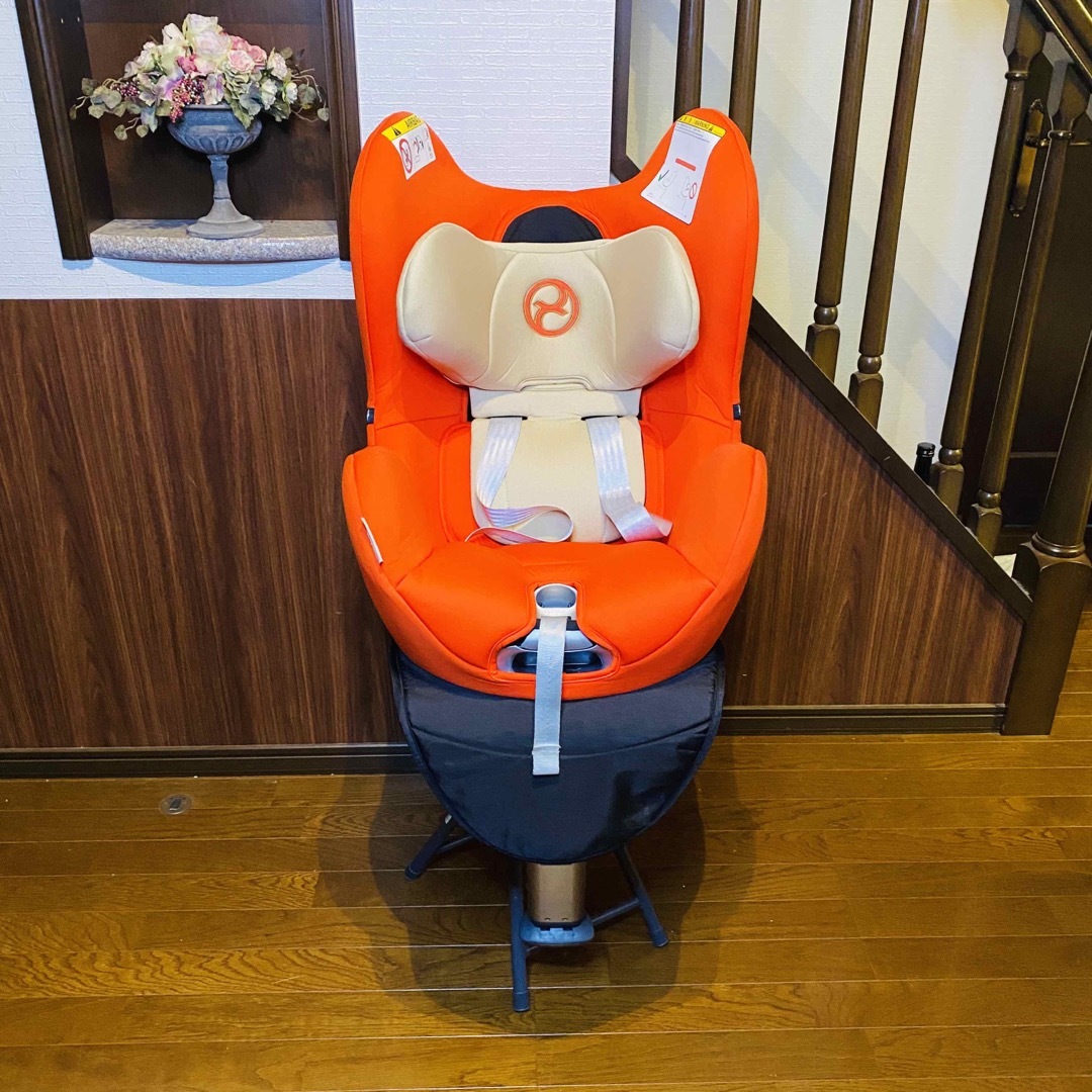 cybex(サイベックス)の【美品】Cybex チャイルドシート Sirona isofix シローナ キッズ/ベビー/マタニティの外出/移動用品(自動車用チャイルドシート本体)の商品写真