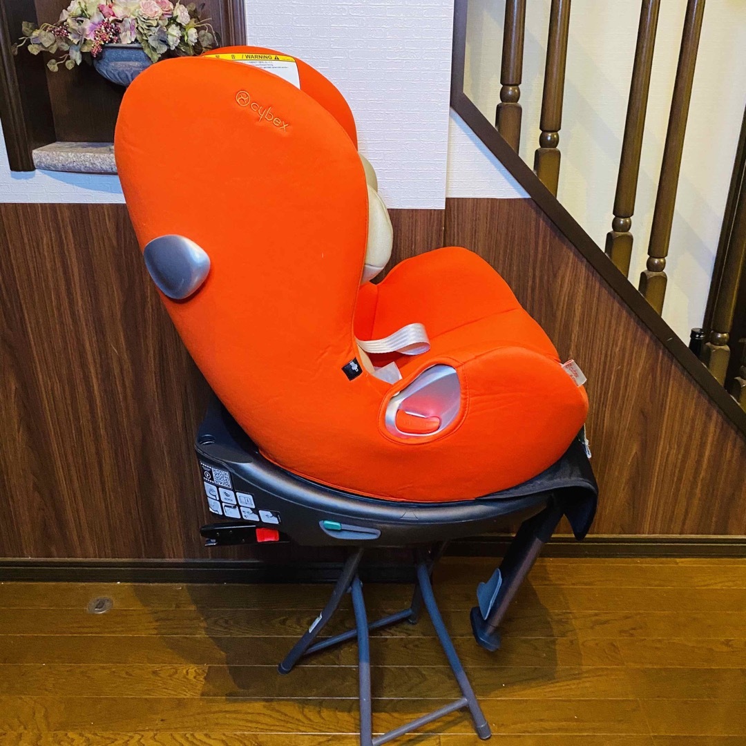 cybex(サイベックス)の【美品】Cybex チャイルドシート Sirona isofix シローナ キッズ/ベビー/マタニティの外出/移動用品(自動車用チャイルドシート本体)の商品写真