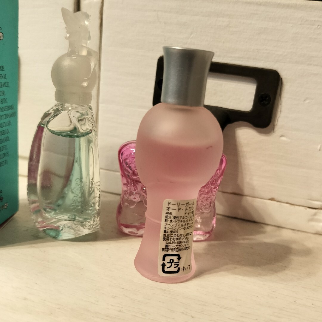 ANNA SUI(アナスイ)のアナスイ　ミニ香水　3つセットのまとめ売り コスメ/美容の香水(香水(女性用))の商品写真