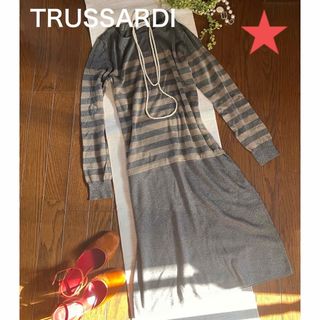 トラサルディ(Trussardi)の★used  TRUSSARDI  ローウエスト切り替えのラメ入りニットワンピ(ロングワンピース/マキシワンピース)