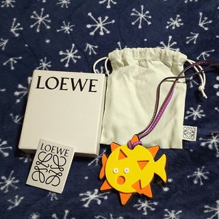 ロエベ チャーム(パープル/紫色系)の通販 26点 | LOEWEを買うならラクマ ロエベ チャーム(パープル/紫色系)の通販 26点 | LOEWEを買うならラクマ
