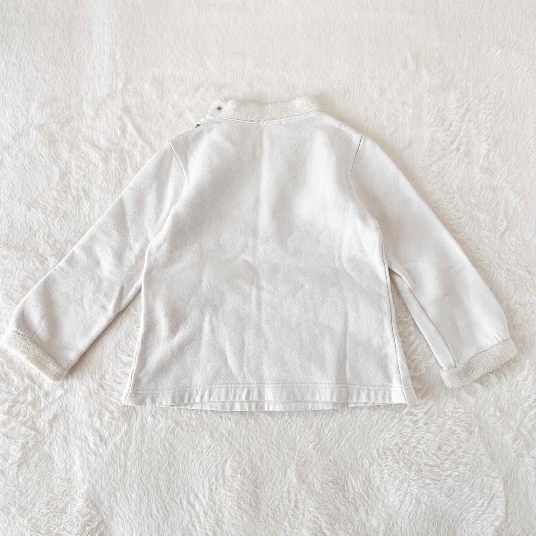 familiar(ファミリア)のファミリア　女の子　トレーナー　ホワイト　白　110 キッズ/ベビー/マタニティのキッズ服女の子用(90cm~)(Tシャツ/カットソー)の商品写真