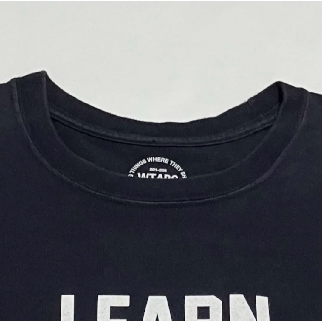 W)taps(ダブルタップス)の【人気】WTAPS　ダブルタップス　ロゴTシャツ　刺繍ロゴ　サンダーマーク メンズのトップス(Tシャツ/カットソー(半袖/袖なし))の商品写真