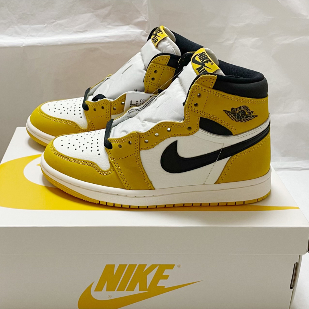 Jordan Brand（NIKE）(ジョーダン)のNike Air Jordan 1 High OG Yellow Ochre メンズの靴/シューズ(スニーカー)の商品写真