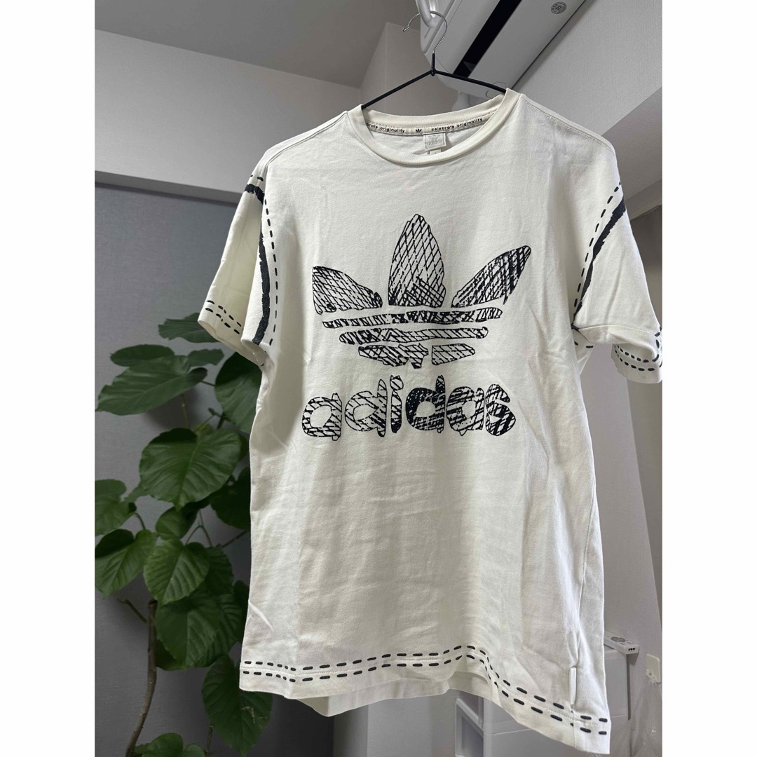 adidas(アディダス)の【 adidas 】ロゴTシャツ メンズのトップス(Tシャツ/カットソー(半袖/袖なし))の商品写真