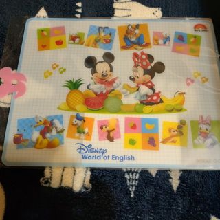 ディズニー(Disney)の新品、未使用☆まな板　ディズニー(調理道具/製菓道具)