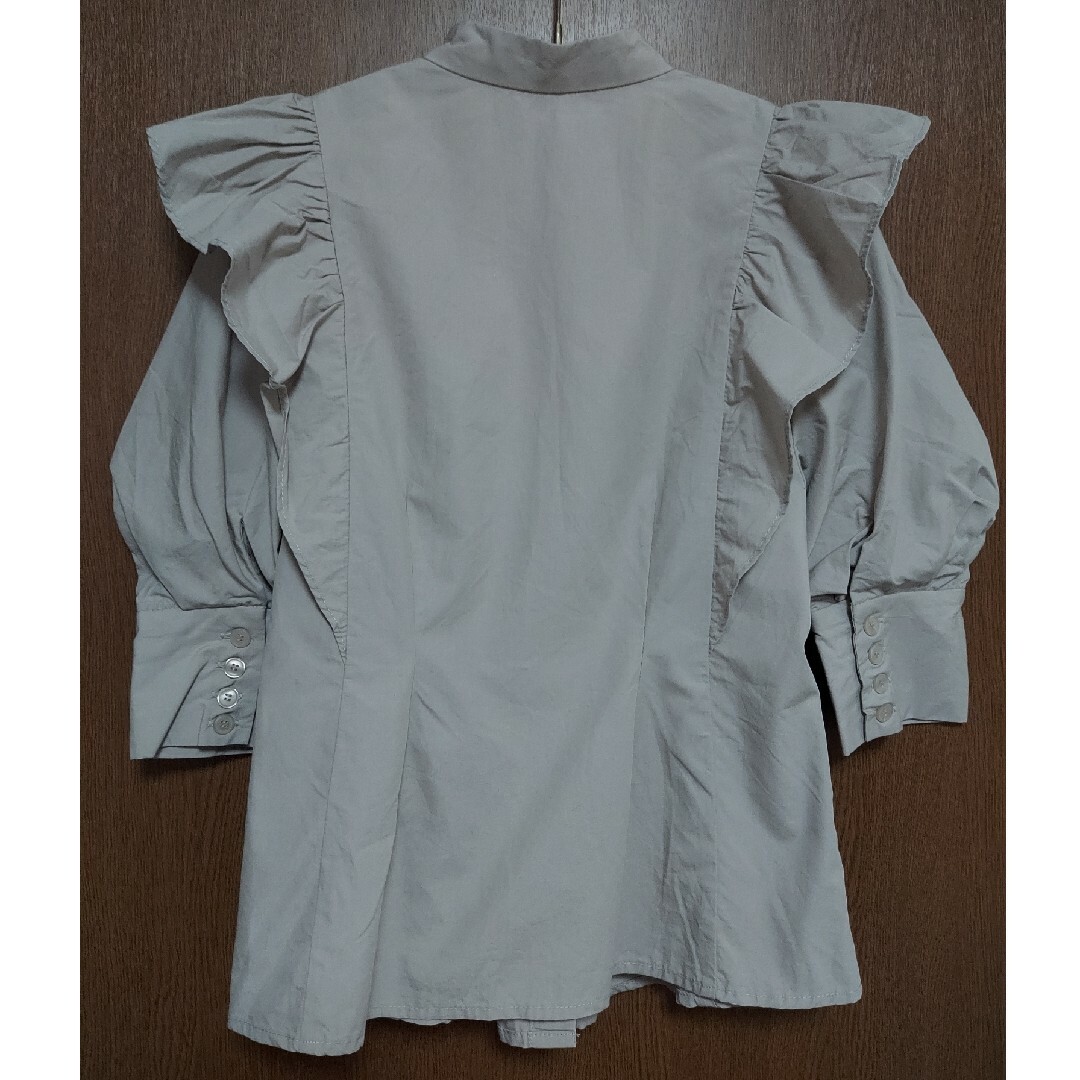 SNIDEL(スナイデル)のsnidel  フリルスタンドカラーブラウス レディースのトップス(シャツ/ブラウス(半袖/袖なし))の商品写真