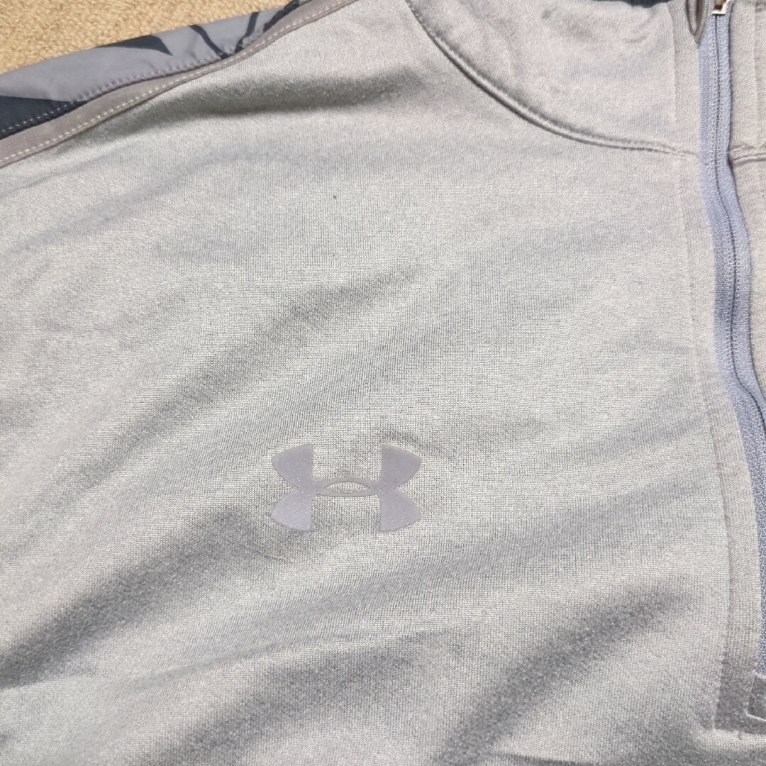 UNDER ARMOUR(アンダーアーマー)の大きいサイズ アメリカ古着 UNDER ARMOUR ポリハーフジップ XL メンズのトップス(ジャージ)の商品写真