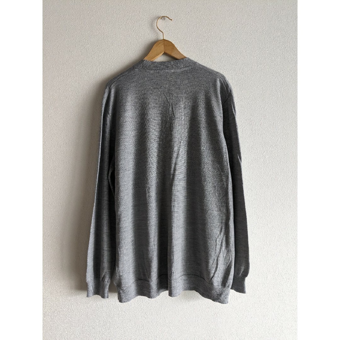 BEAMS(ビームス)のKIRKLAND EXTRA FINE MERINO WOOL CARDIGAN メンズのトップス(カーディガン)の商品写真