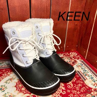 KEEN - 【美品】キーン　スノーブーツ　22.5cm　ホワイト　白　中ボア　keen