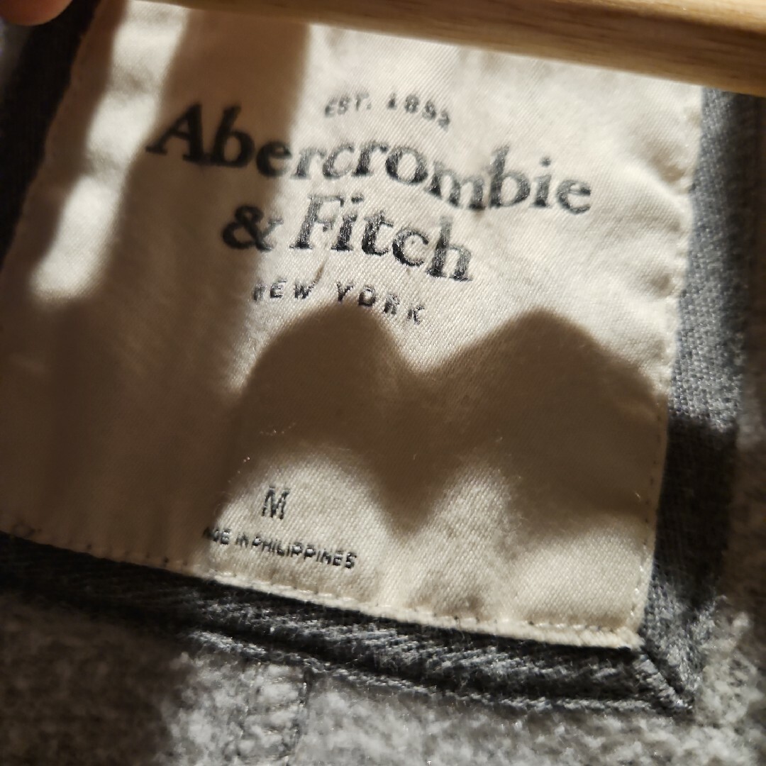 Abercrombie&Fitch(アバクロンビーアンドフィッチ)のアバクロ　スウェット　ブルゾン レディースのジャケット/アウター(その他)の商品写真