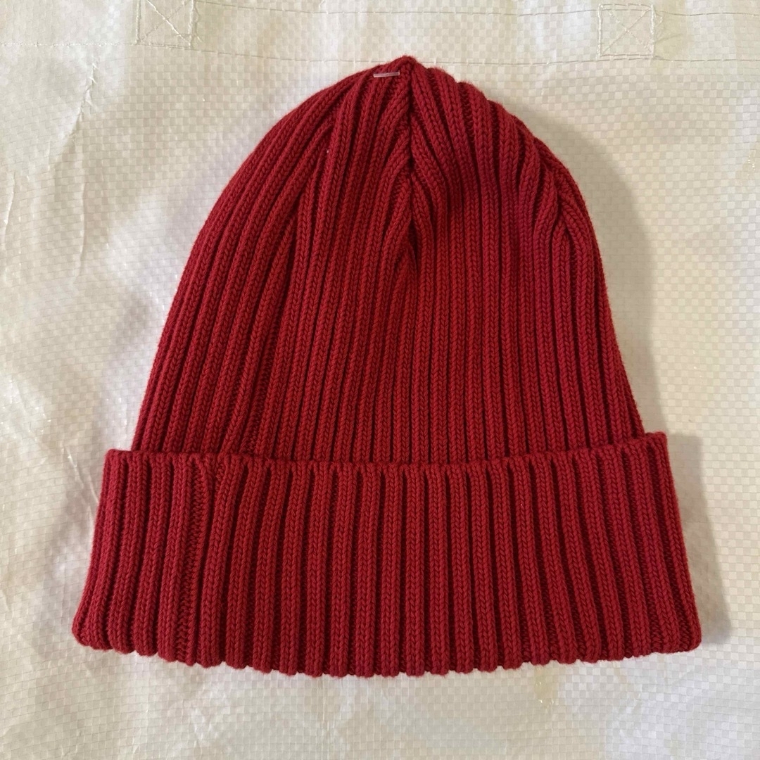 Supreme(シュプリーム)の24ss Supreme Overdyed Beanie レッド　ニット帽 メンズの帽子(ニット帽/ビーニー)の商品写真