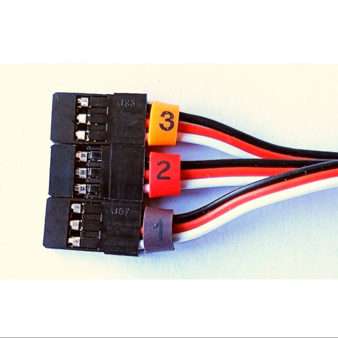 新型 VRC PRO USBアダプター USB Type-C Ver. 送料無料 エンタメ/ホビーのおもちゃ/ぬいぐるみ(ホビーラジコン)の商品写真