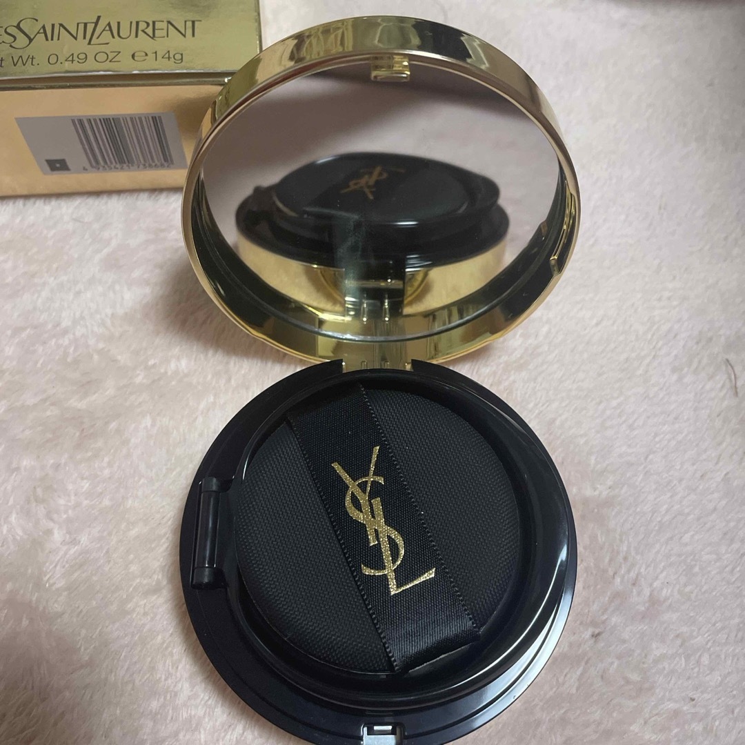 Yves Saint Laurent(イヴサンローラン)のイヴ・サンローラン　アンクルドポールクッションN25 コスメ/美容のベースメイク/化粧品(ファンデーション)の商品写真