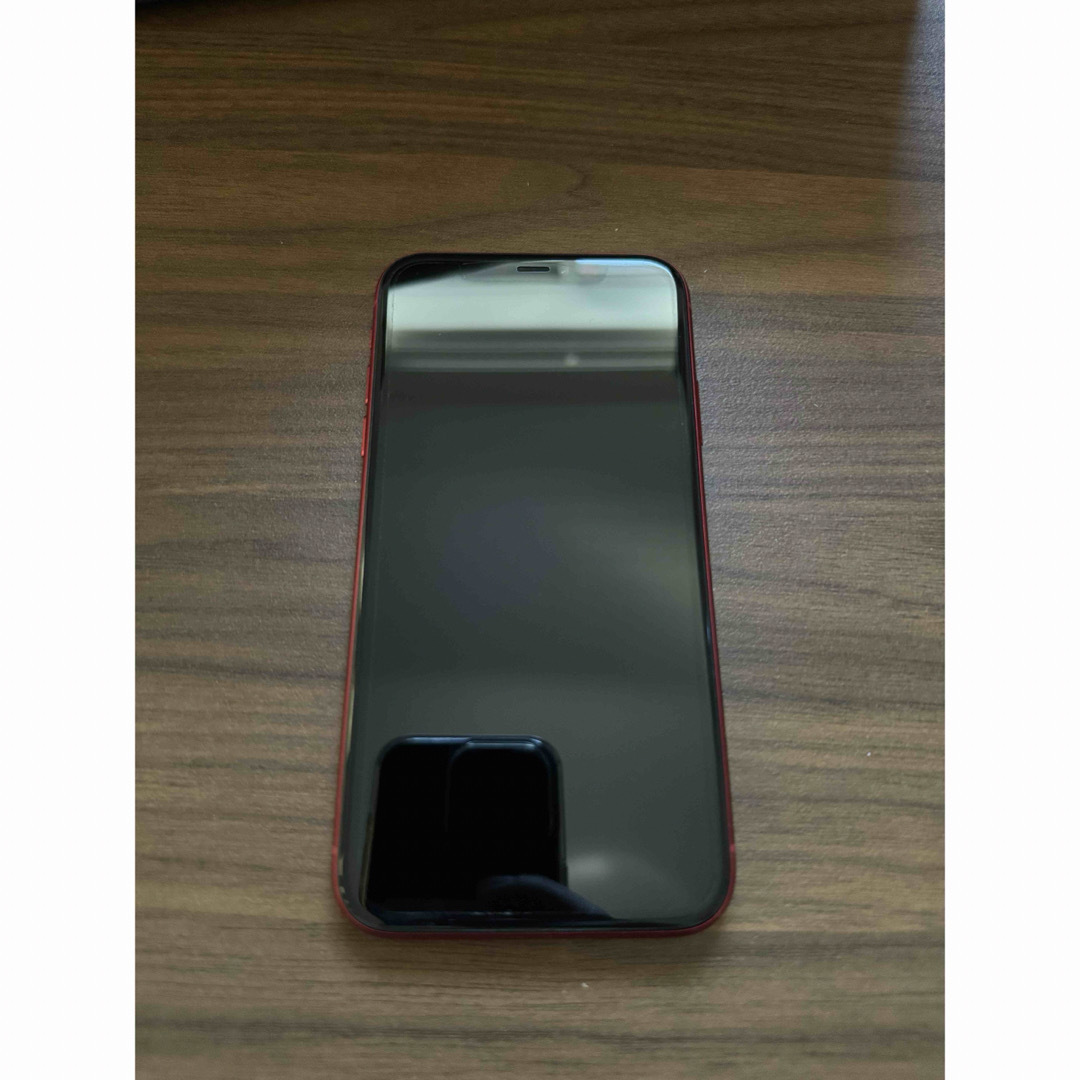 iPhone11 (PRODUCT)RED 128 GB SIMフリー スマホ/家電/カメラのスマートフォン/携帯電話(スマートフォン本体)の商品写真